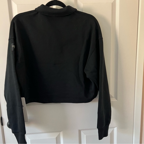 NWT ALO Yoga cropped Polo Henley pullover sweatshirt in black, small - Picture 11 of 12